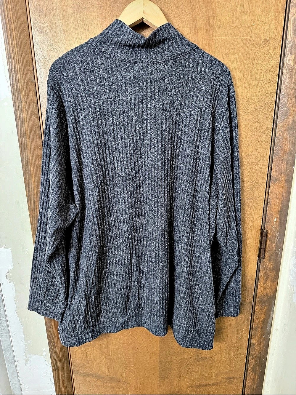 Torrid 5 5X Relaxed Fit Super Soft Plush Rib Quarter Zip Sweater Sweatshirt - Picture 2 of 7